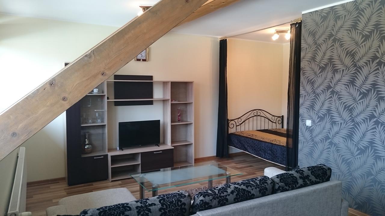 Paernu City Center Apartment Bagian luar foto